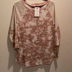 NWT Ces femmeWomen's mauvey Tie-Dye Top in small